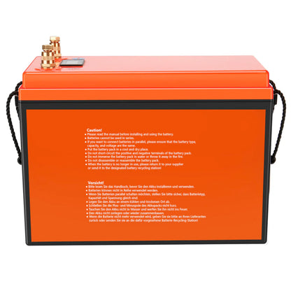 LiFePO4 12V 150Ah Batterie mit Bluetooth – Rückansicht mit technischen Angaben und Lüftungsschlitzen